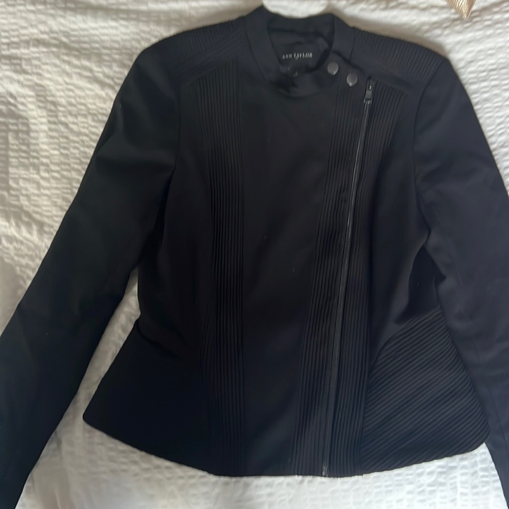Ann Taylor Women's Black Jacket